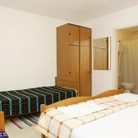Studio 250a 아파트